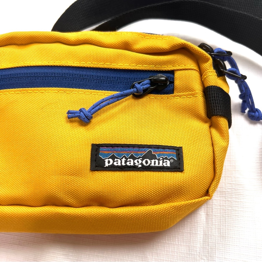 Patagonia Yellow Lightweight Mini Hip Fanny Belt Pack Hike Travel - Picture 2 of 9